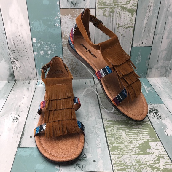 Minnetonka Shoes - Minnetonka “Maui” Leather Sandals Size 6 New